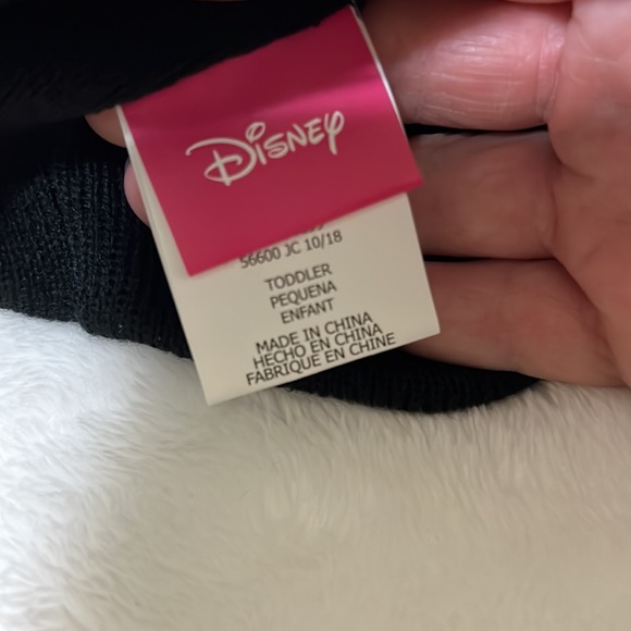 Set of 2, Disney Minnie Mouse beanie hat and gloves set. - Picture 5 of 13